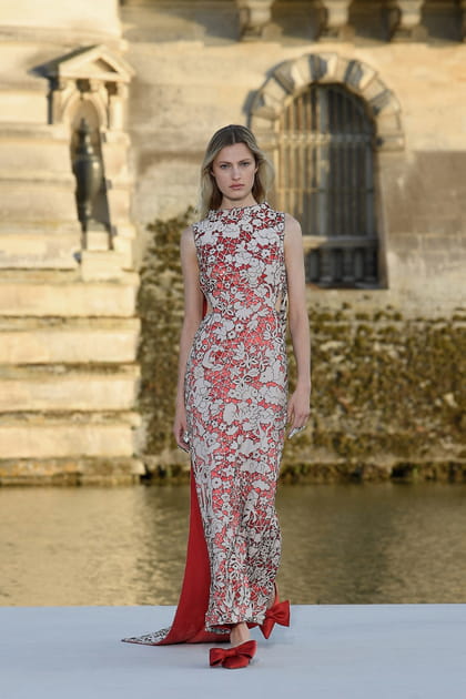 Look 74&nbsp;du d&eacute;fil&eacute; Valentino haute couture automne-hiver 2023-2024