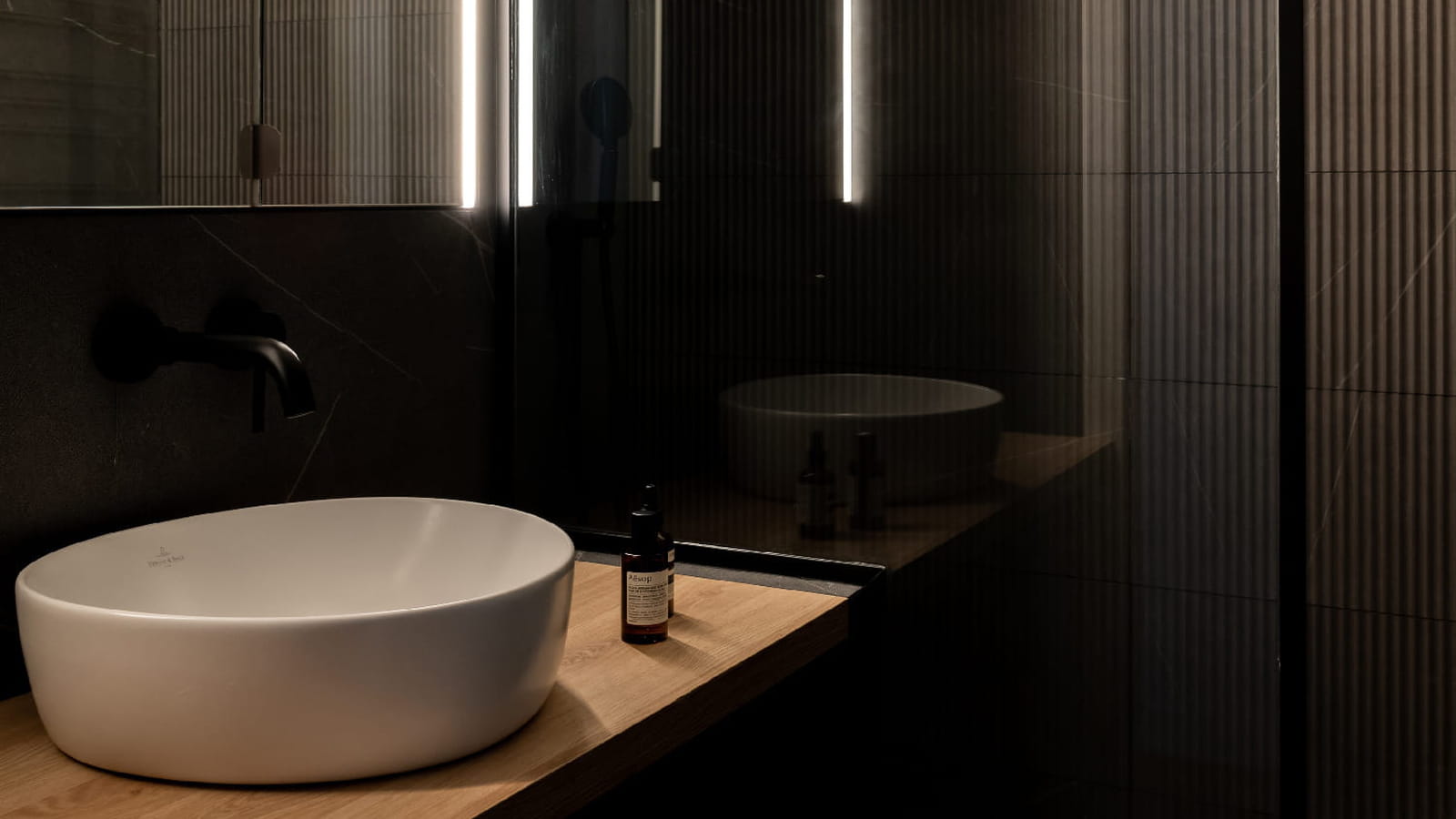 Salle de bains après