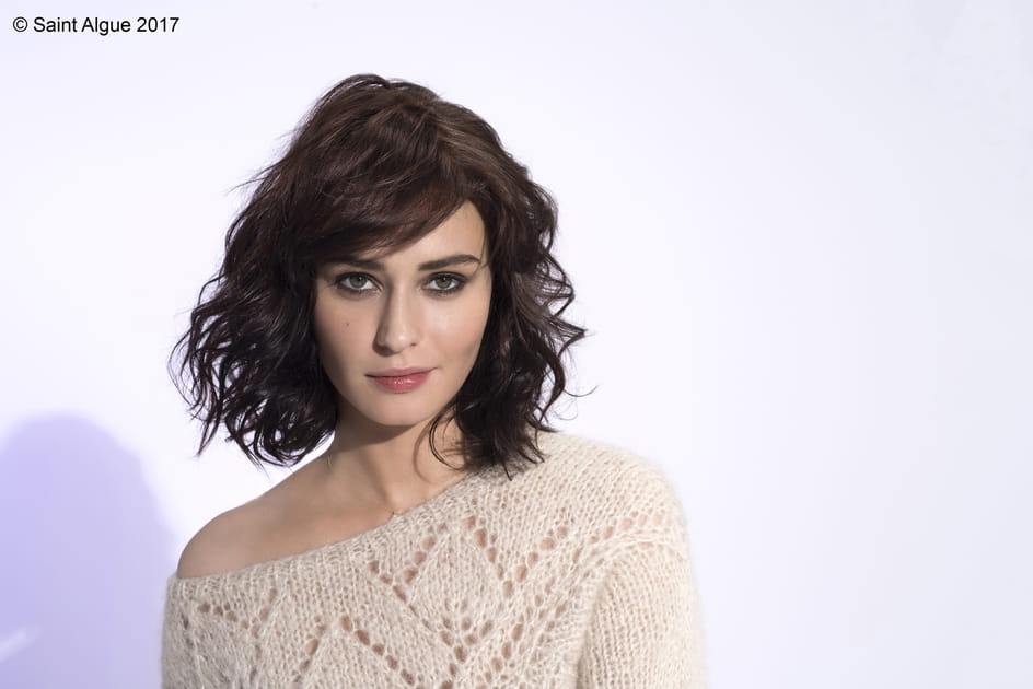 Carr&eacute; avec frange