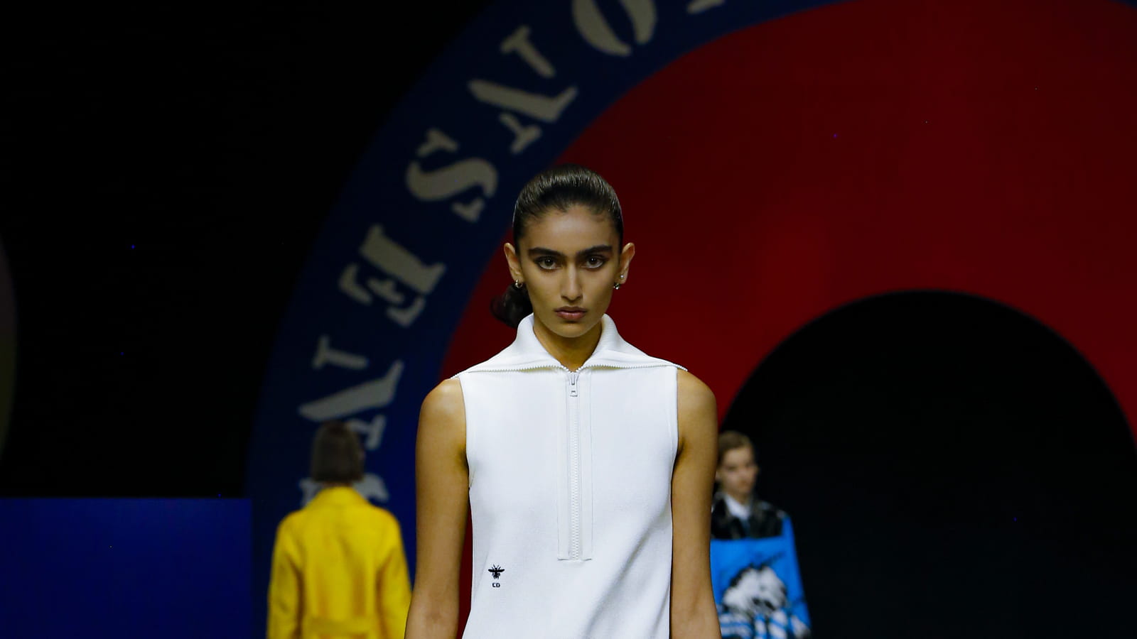 Look 43