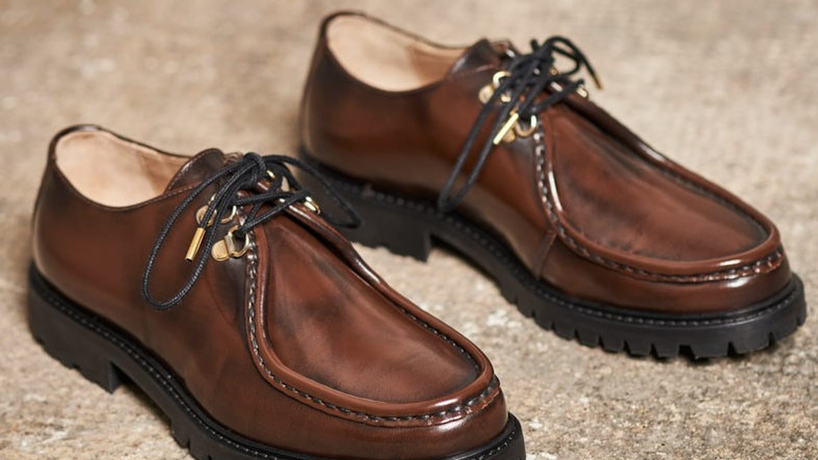 Derbies M. Moustache