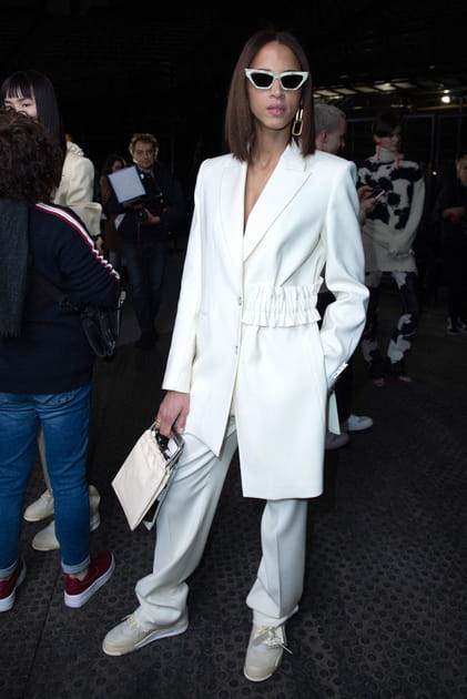 Noémie Lenoir au défilé Off-White