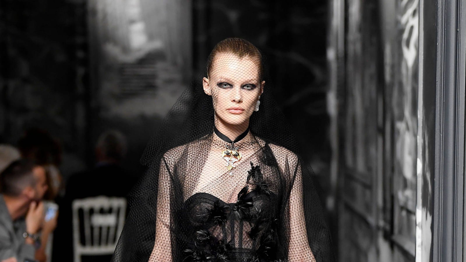 Look 34