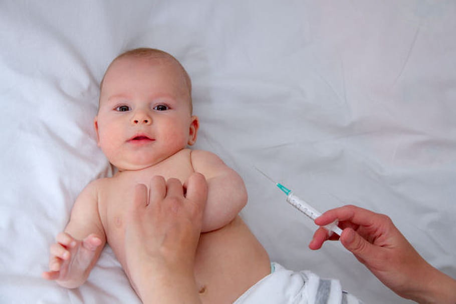 Les nourrissons mieux vaccinés contre l’hépatite B