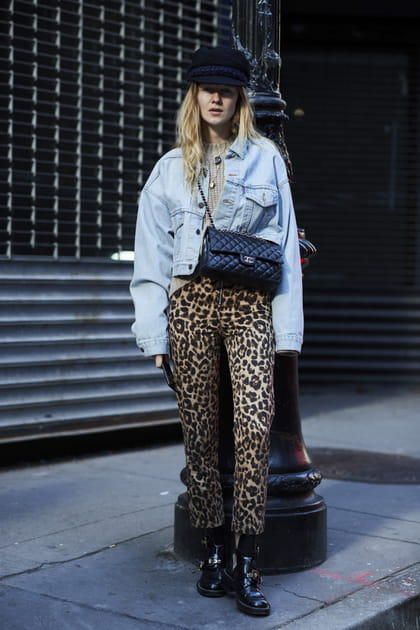 Le l&eacute;opard avec le denim