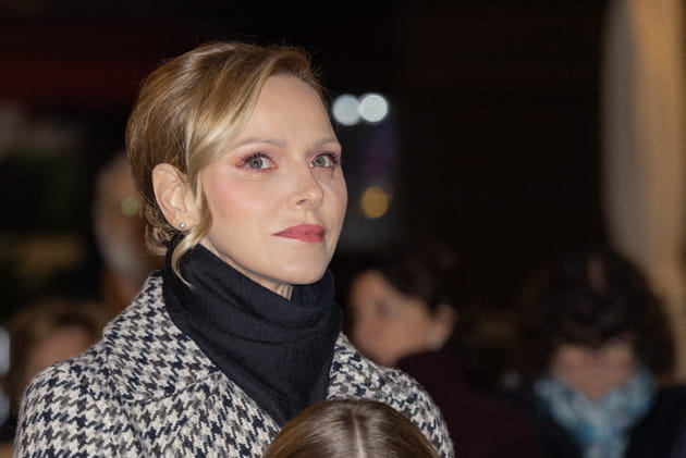 Charlene de Monaco &eacute;tait radieuse au coup d'envoi des illuminations de No&euml;l