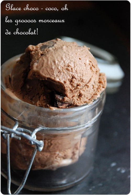 Glace choco-coco et ses gros morceaux de chocolat