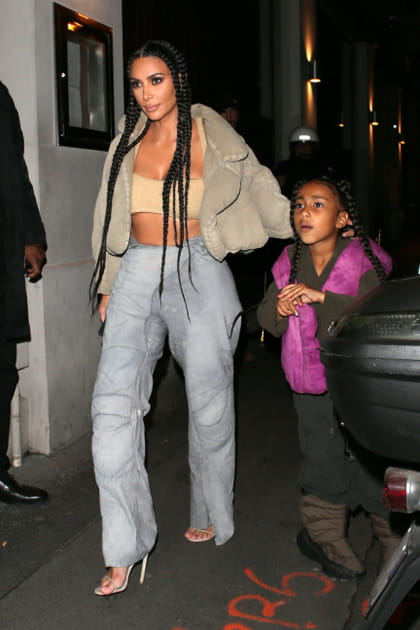 Kim Kardashian et North West au défilé Yeezy