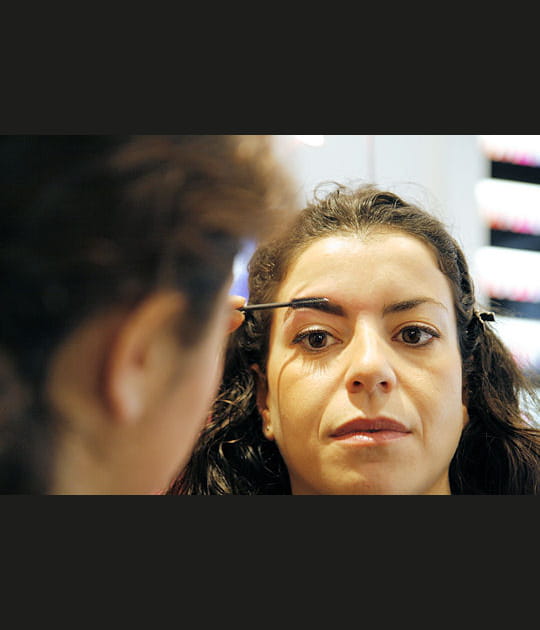 Brossage des sourcils