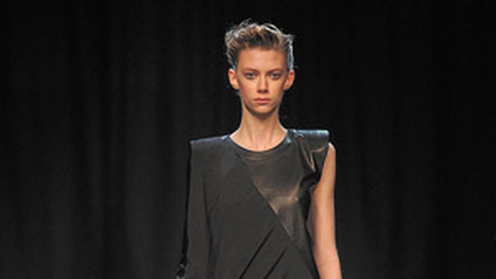 Asymétrie et duo de matières