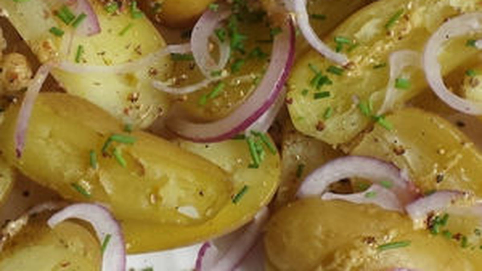 Pommes grenailles en salade