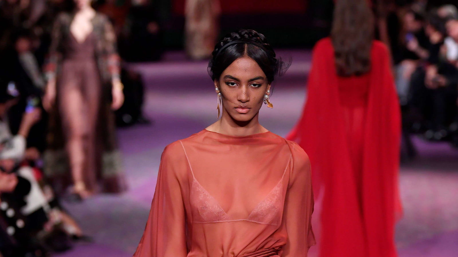 Look 60