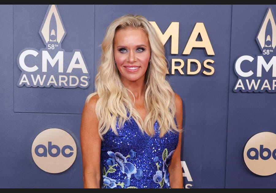 Le contouring du nez voyant de Caroline Bryan