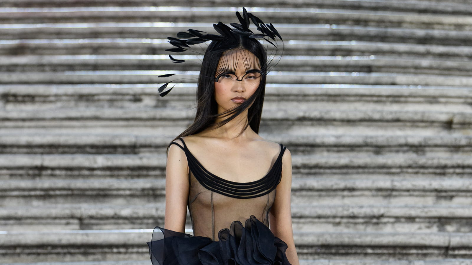 Look 18