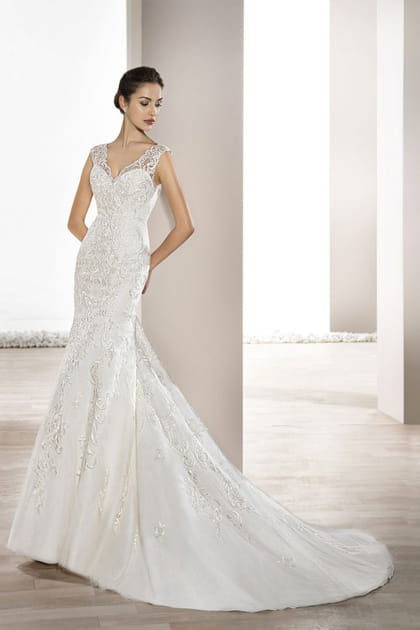 Une robe merveilleuse, Demetrios