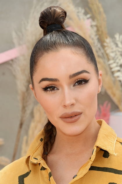 Le chignon avec tresse d'Olivia Culpo