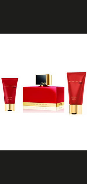 Le parfum voit rouge