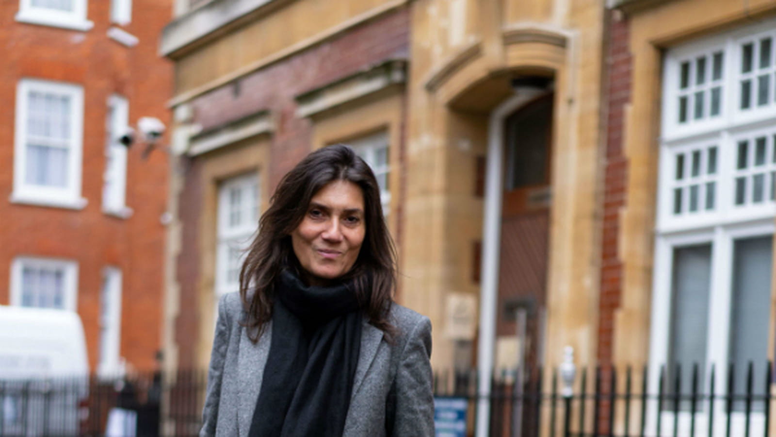 Emmanuelle Alt