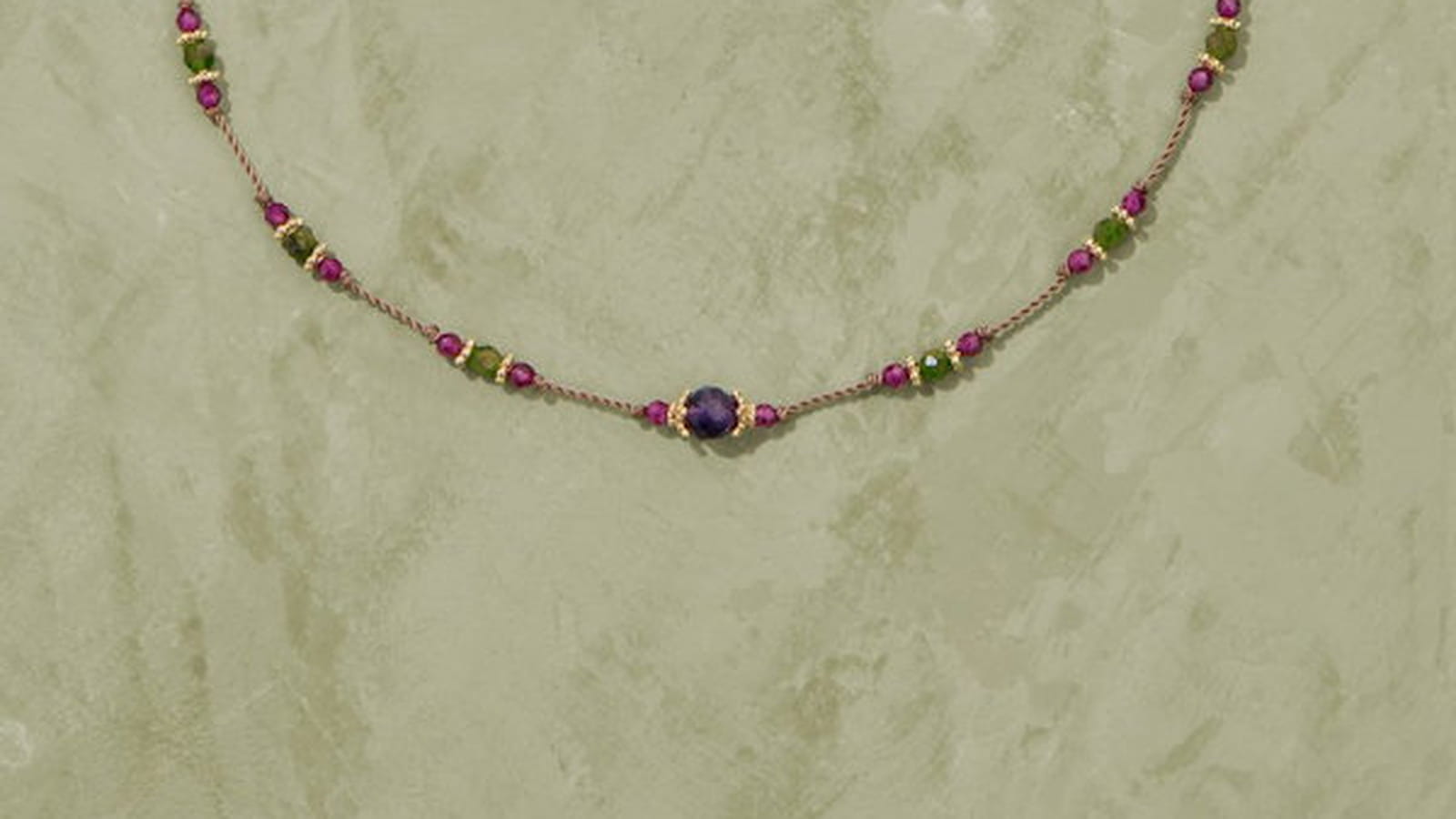 Collier Tityaravy