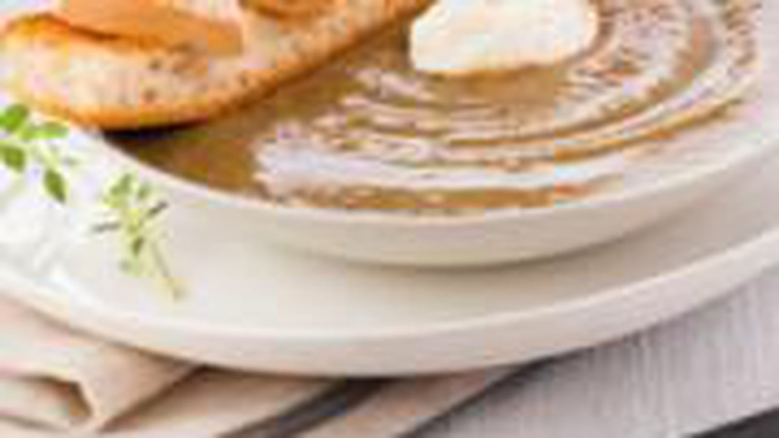 Soupe de lentilles et tartine de foie gras