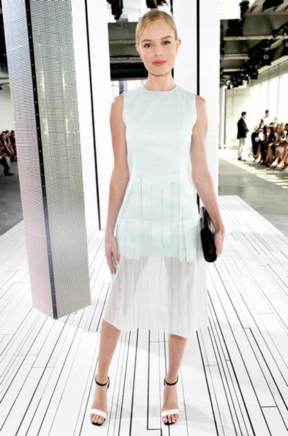 Kate Bosworth, estivale au d&eacute;fil&eacute; Boss