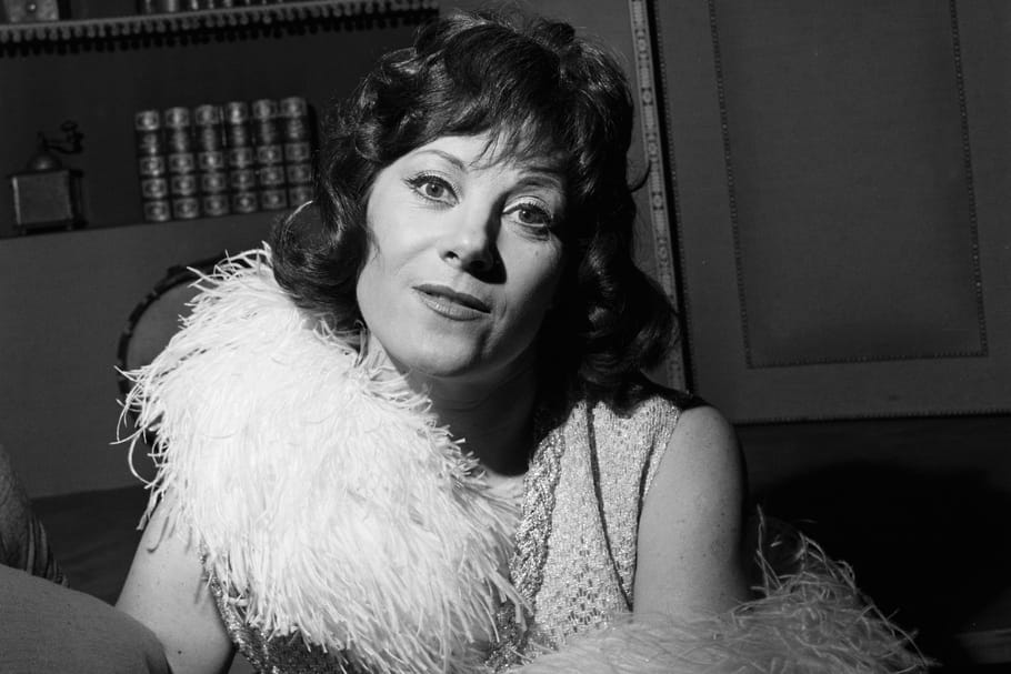 Colette Renard : PBLV, 4 mariages, Fernandel... amours et scandales d'Irma la Douce