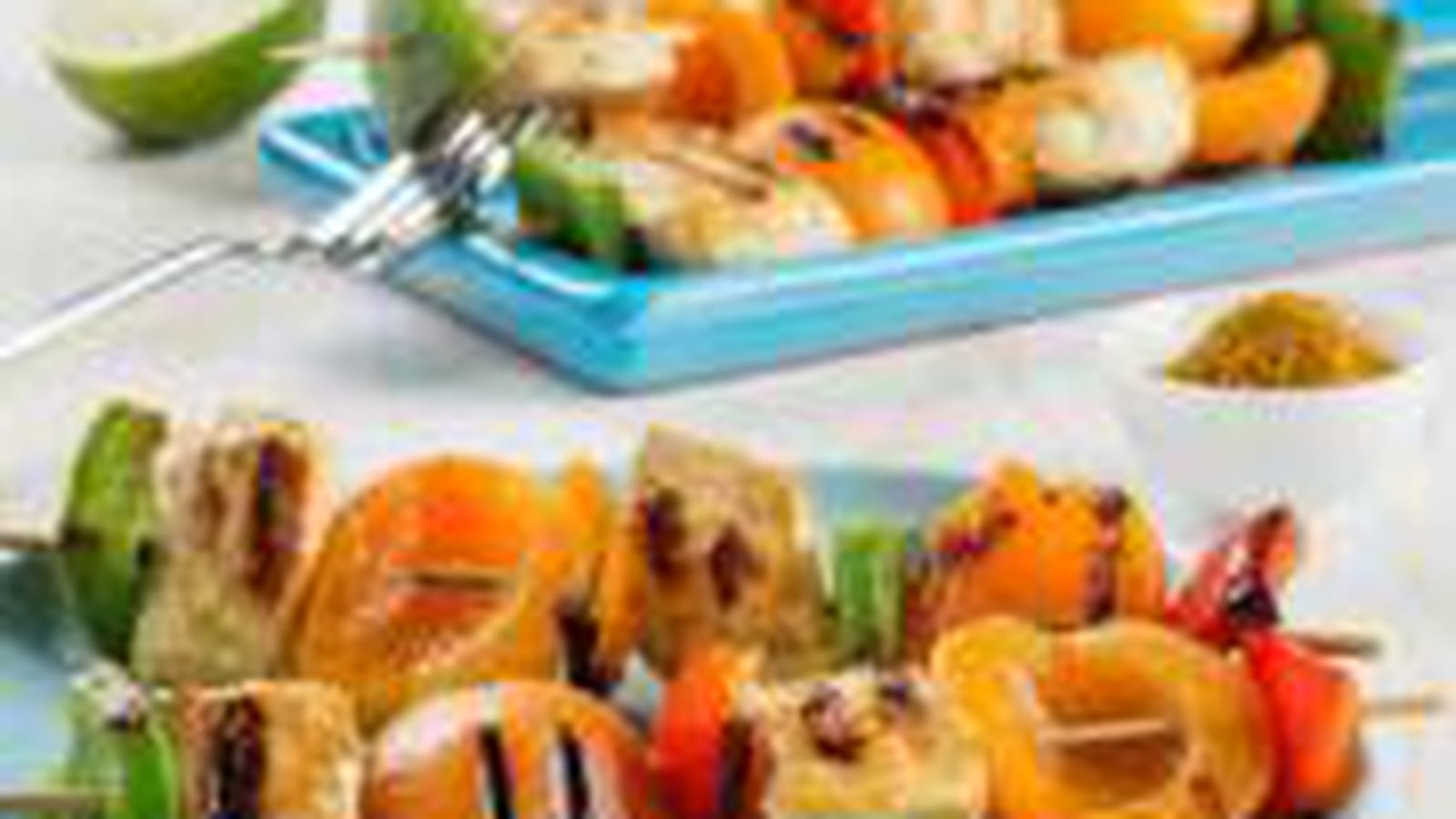 Brochettes de poulet aux poivrons et aux abricots marinés au lait de coco