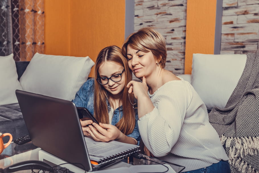 10 outils pour renforcer la sécurité en ligne des jeunes