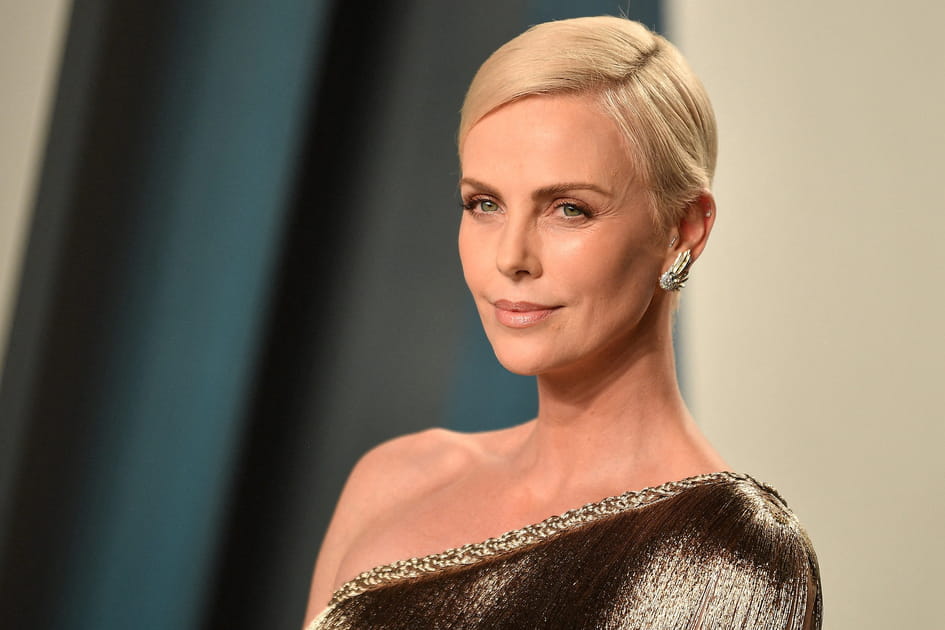 La coupe gar&ccedil;onne sage de Charlize Theron