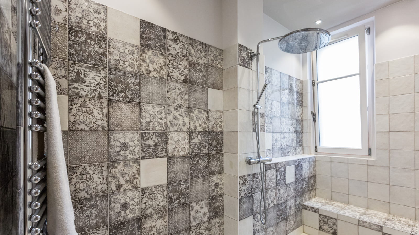 Douche carreaux de ciment