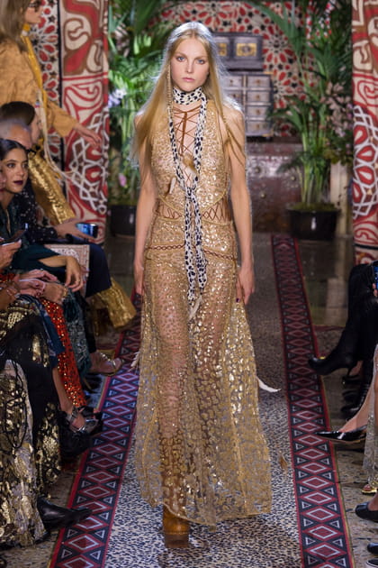 D&eacute;fil&eacute; Roberto Cavalli