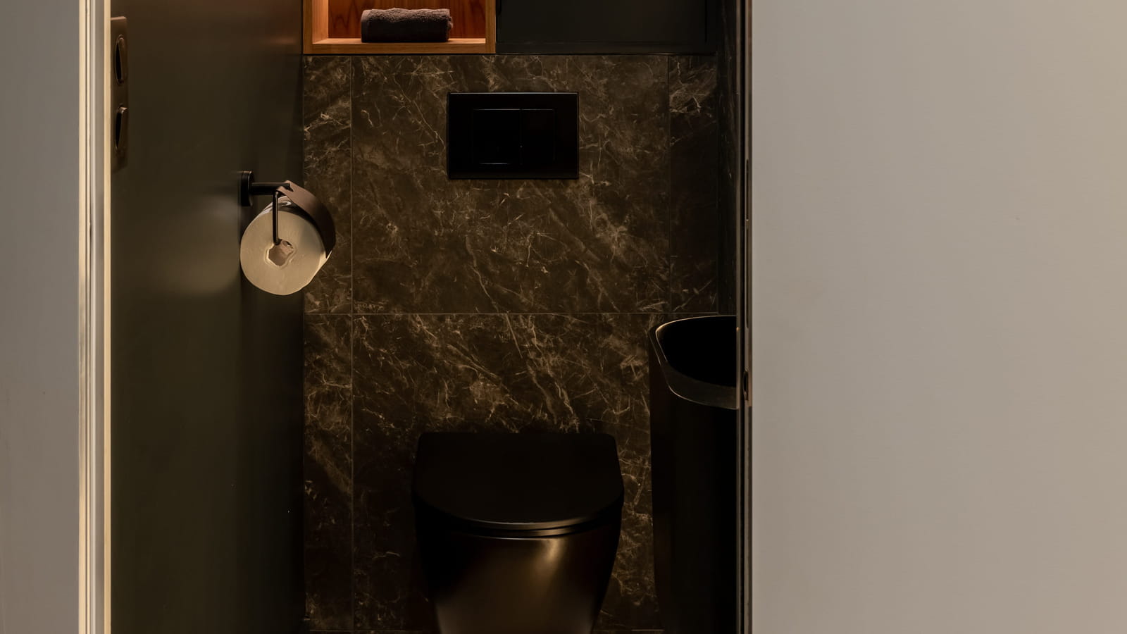 Cabinet de toilettes après