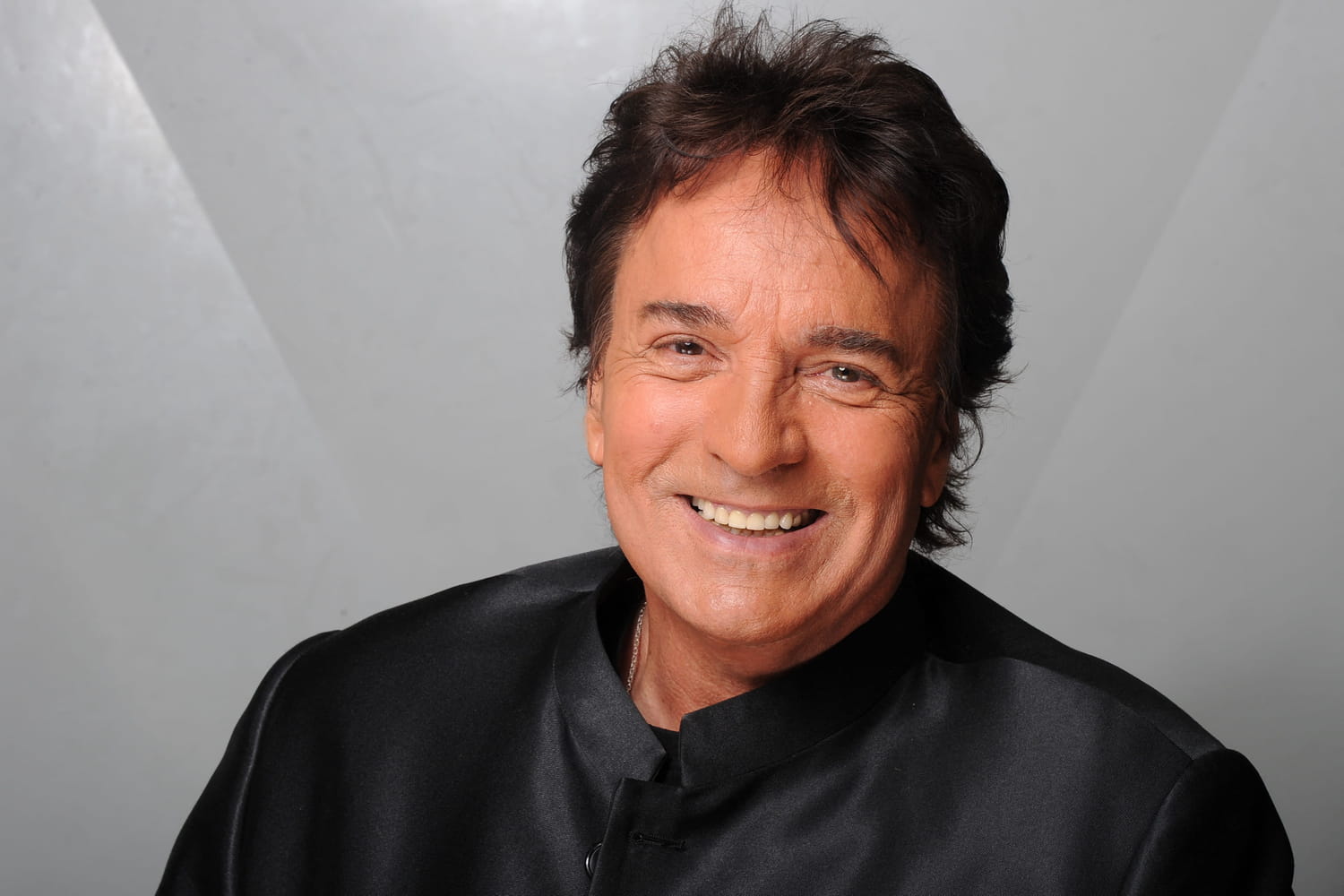 What happens to singer Christian Delagrange? Remarriage with a younger woman, projects, health… What happens to singer Christian Delagrange? Remarriage with a younger woman, projects, health…