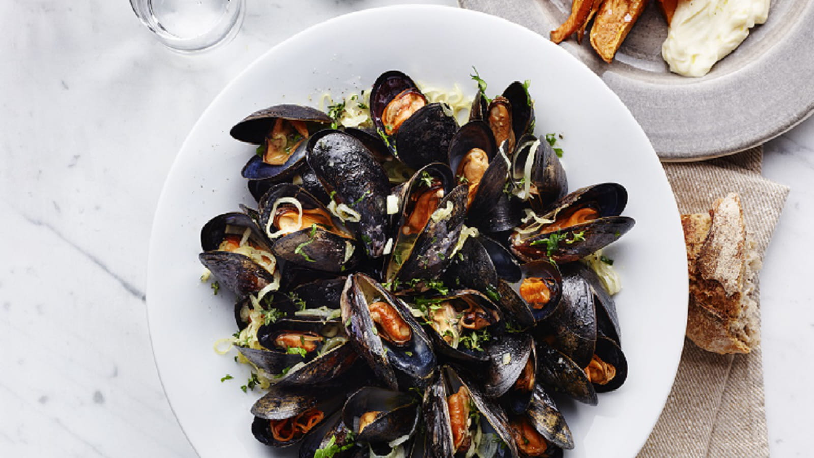 Moules-frites entre amis 