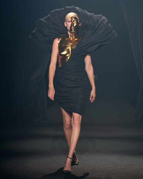 Look 34&nbsp;par Schiaparelli