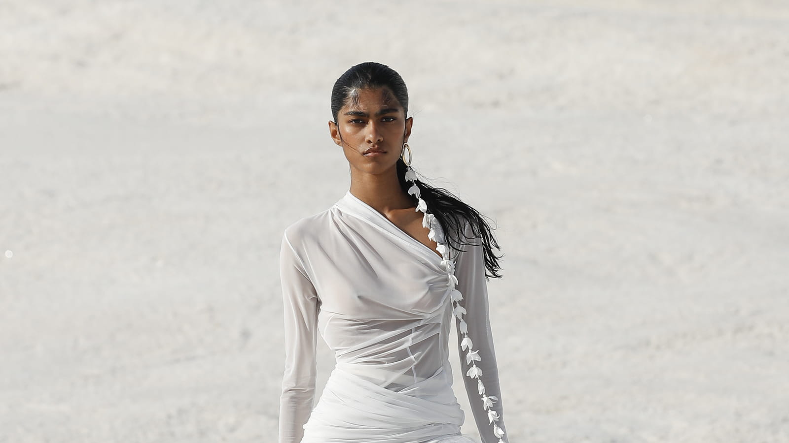 Look 3