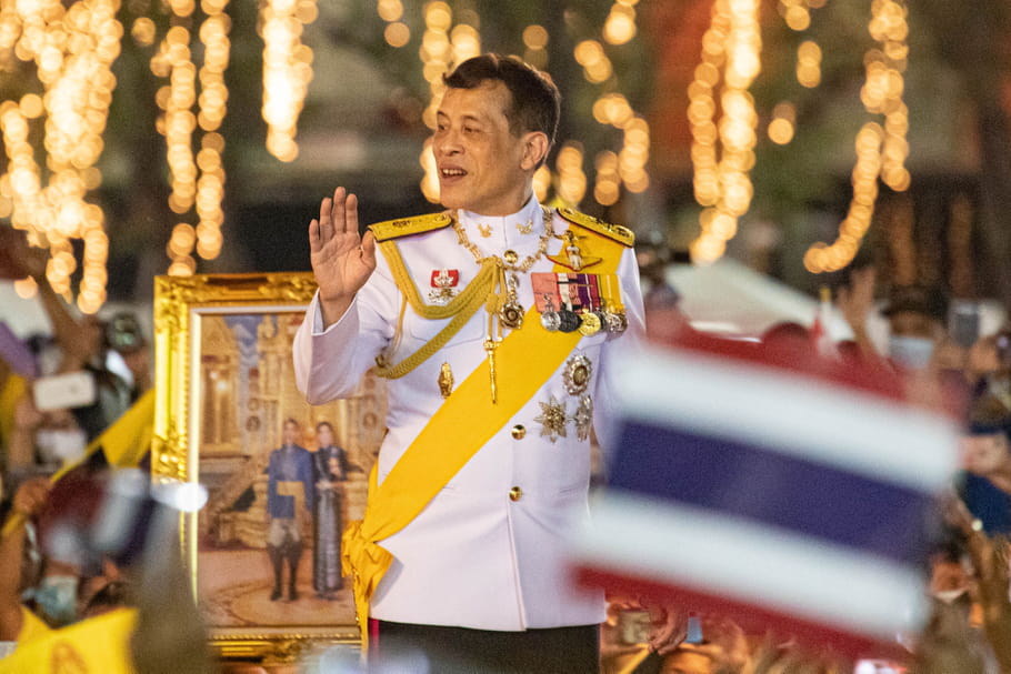 Rama X : sa maîtresse en prison, son épouse en rage