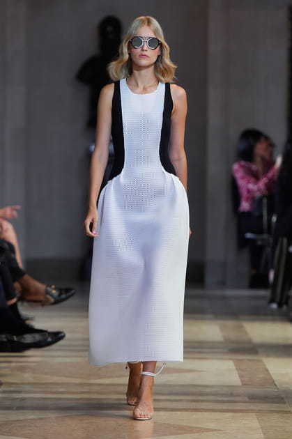 D&eacute;fil&eacute; Carolina Herrera