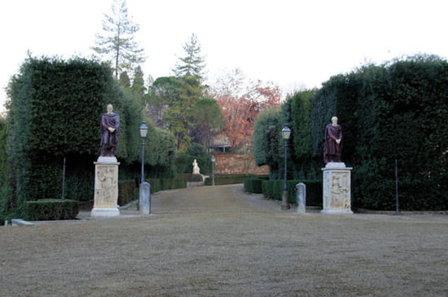 Une entr&eacute;e somptueuse