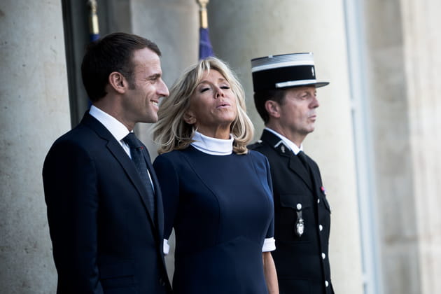 Brigitte Macron, dans le vent