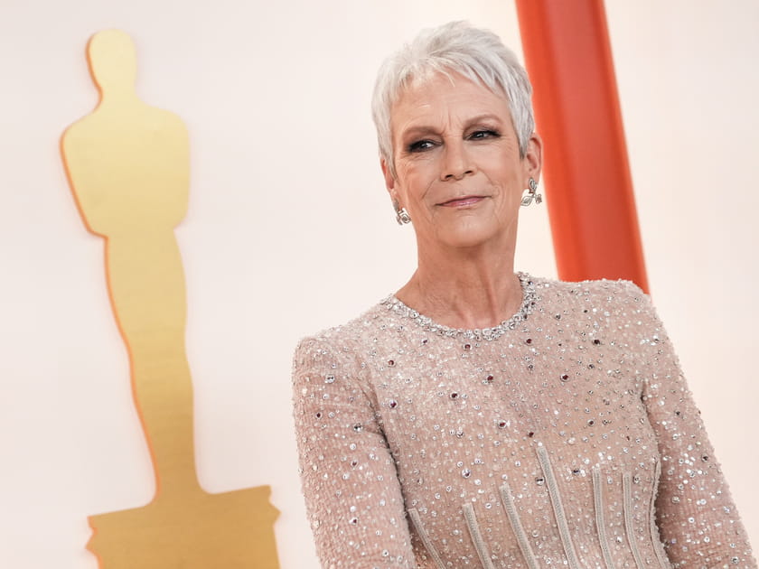 Jamie Lee Curtis, distingu&eacute;e avec son blond polaire