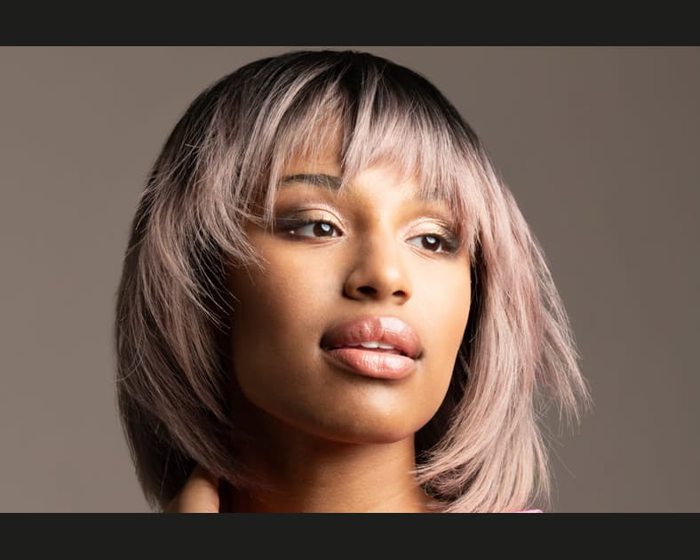 Le carr&eacute; &agrave; frange