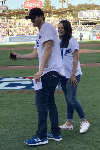 Ashton Kutcher et Mila Kunis, supporters des Dodgers