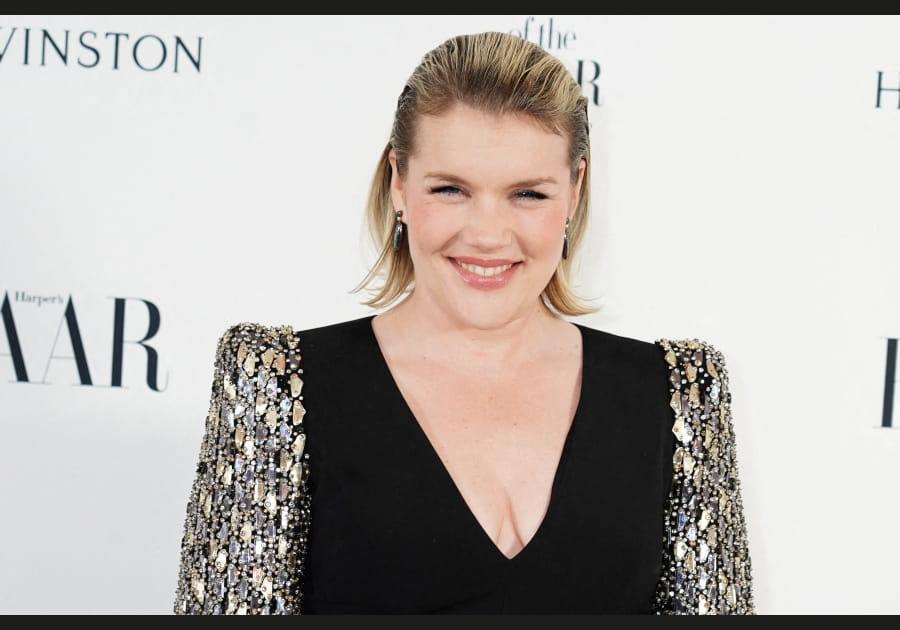 Flop&nbsp;: la coiffure semi-plaqu&eacute;e d'Emerald Fennell