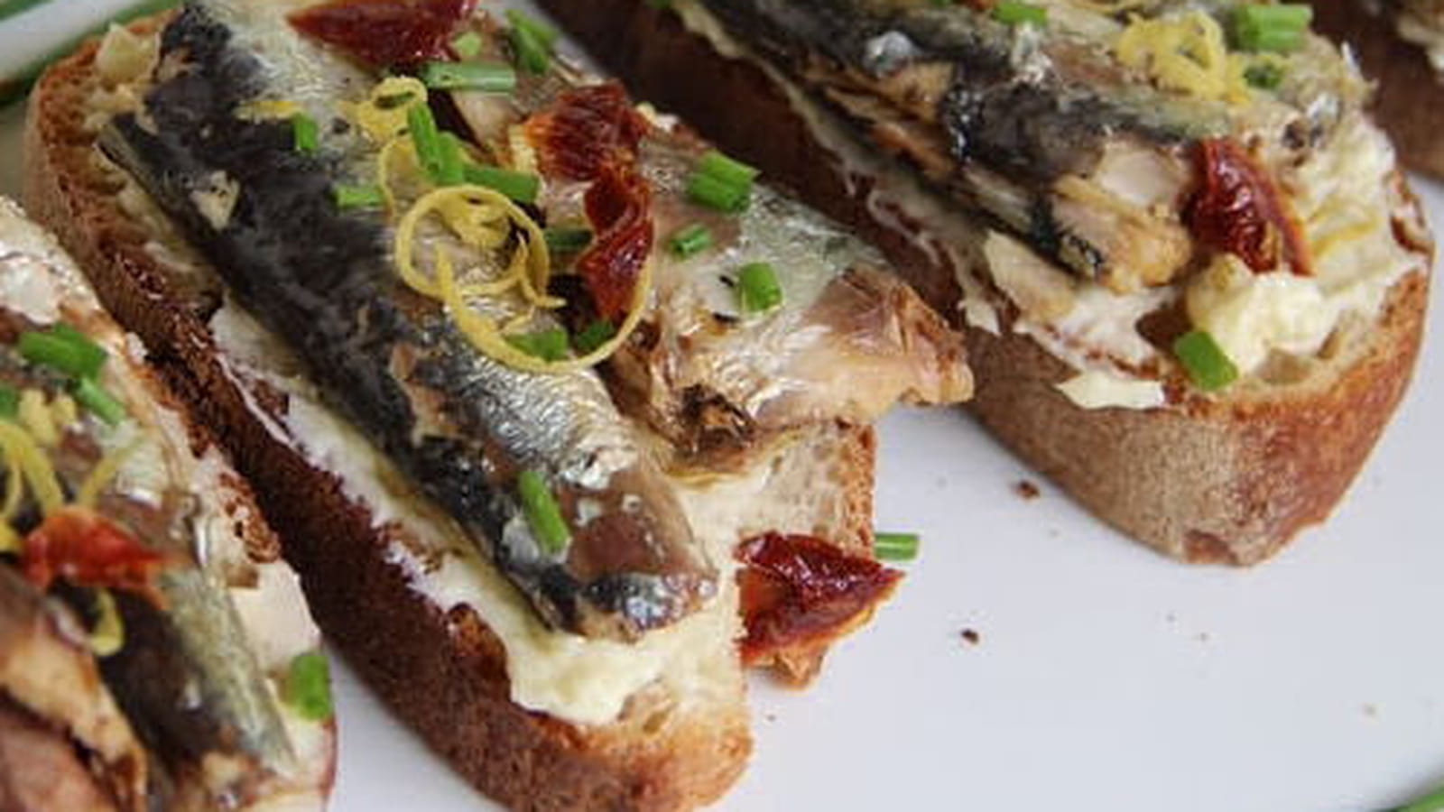 Tartines de sardines au beurre citron
