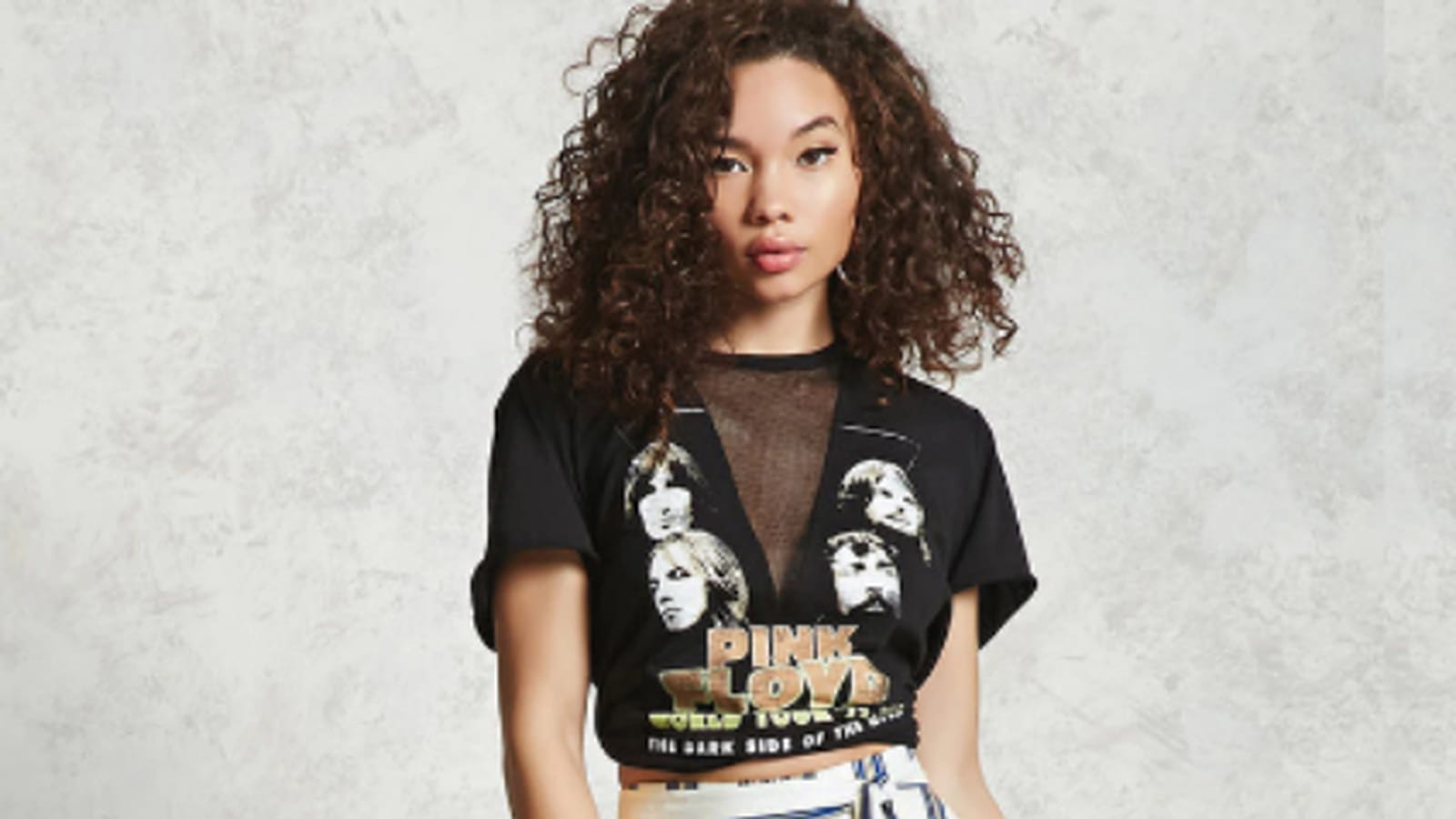 Pantalon ray de Forever 21   Pantalon taille haute cru et bleu de Forever 21   20 euros