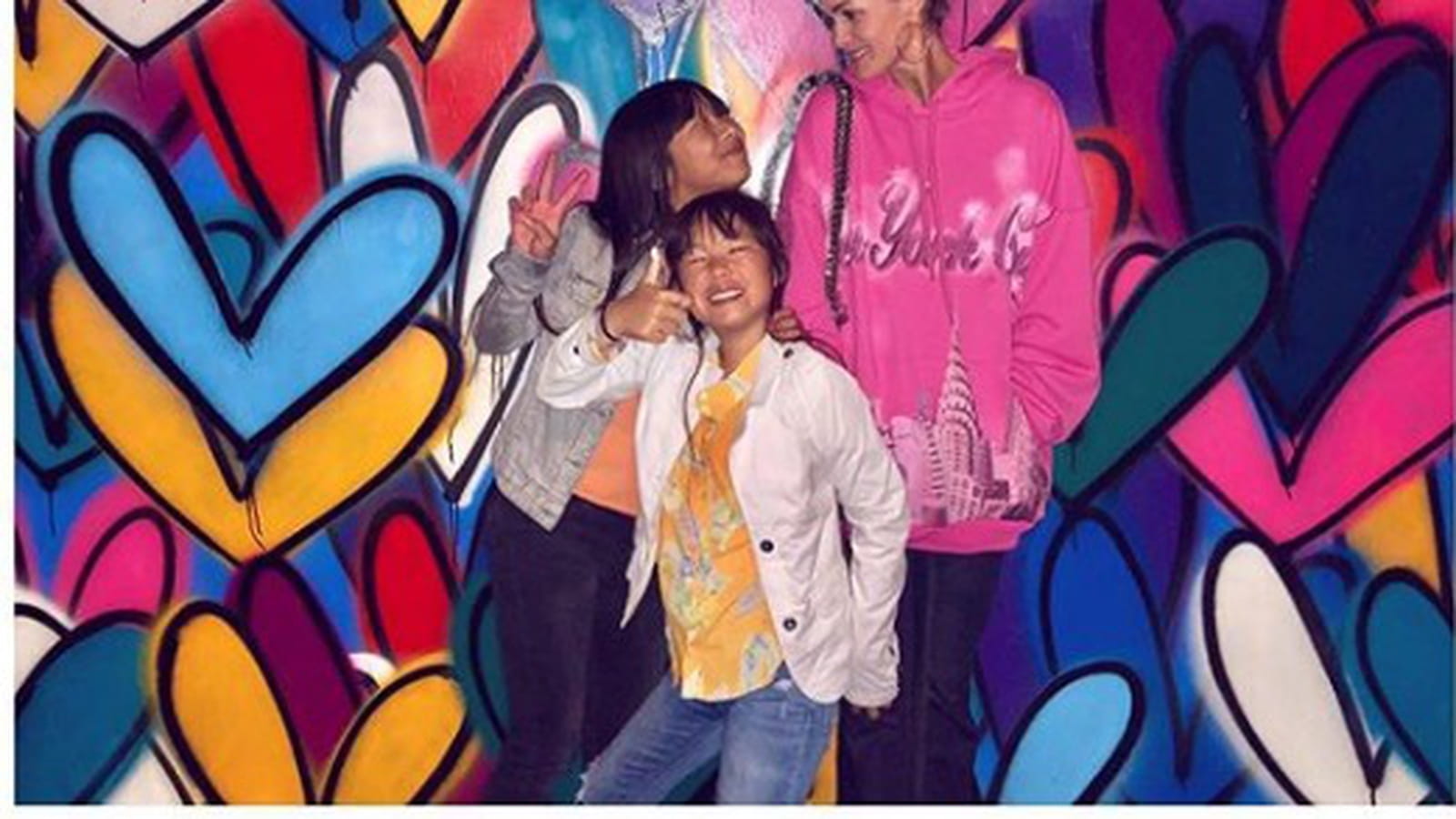 Laeticia Hallyday et ses filles