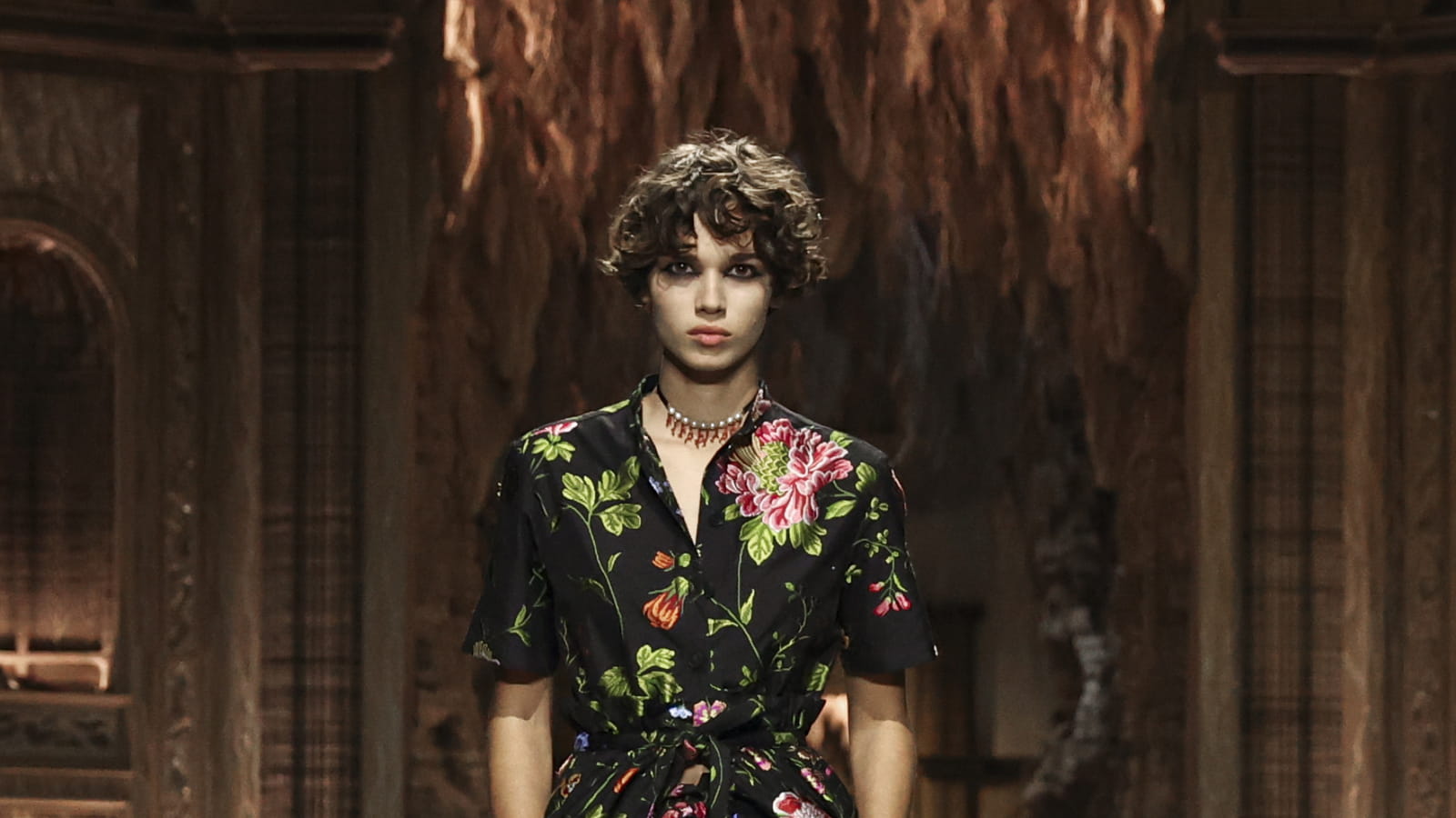 Look 70