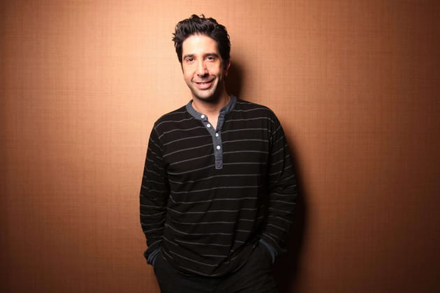 David Schwimmer soutient les victimes de violences