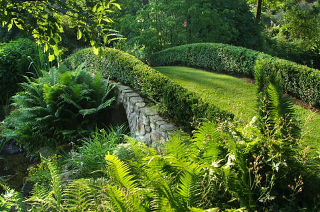 Petit pont de pierre